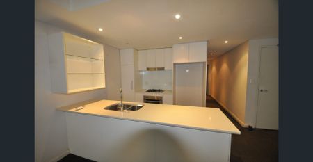 First Floor Front Unit - Photo 3