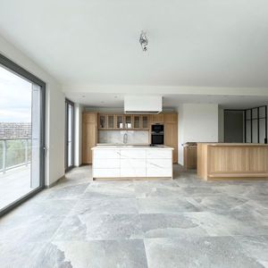 Penthouse te huur in Sint-Lambrechts-Woluwe voor € 4.450 met 3 slaapkamers - Photo 2