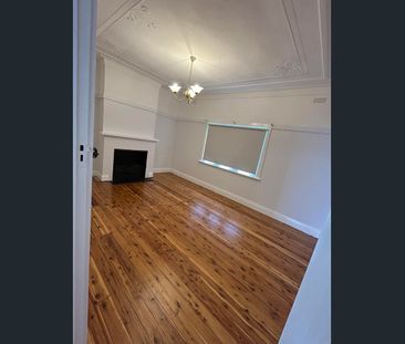 56 Roderick Street, Tamworth, NSW 2340 - Photo 5