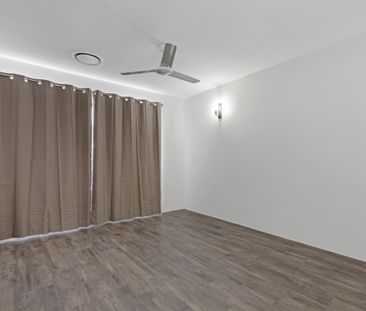 RENOVATED SPACIOUS 2 BEDROOM UNIT IN MACKAY CBD - Photo 1