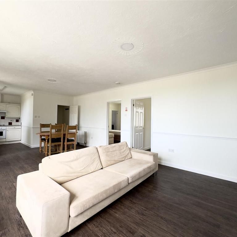 2 bedroom bungalow to rent - Photo 1