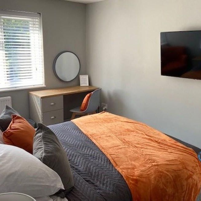 1 bedroom in a house share to rent - Photo 1