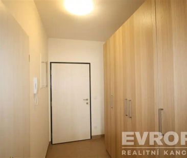 Pronájem novostavby 1+kk, 37 m - Fotografie 2