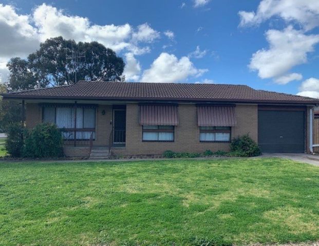 Lovely house in great area - Photo 1