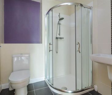 9 Woodbrook Green, Lisburn, BT28 2ZJ - Photo 6