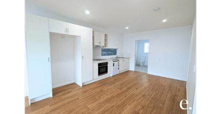 Stylish New Build Offering Comfort, Space & Convenience - Photo 5