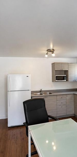 9 Trudeau - Photo 1