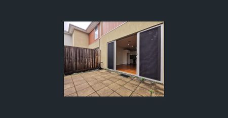 Modern Town Residence in Prime Location - Photo 5