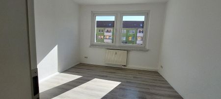 Tolle 3 Raumwohnung mit Balkon !! Neu ab 01.12.2024 fertig! - Foto 5