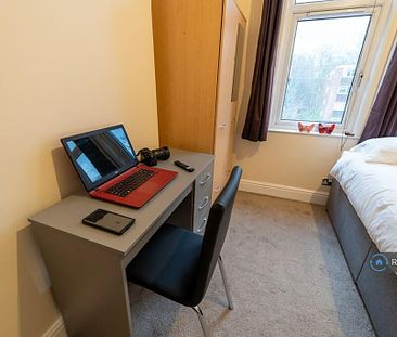 1 bedroom house share for rent in Salisbury Road Room 7!, Moseley, Birmingham, B13 - Photo 5