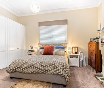 50 Stanton Road, Haberfield NSW 2045 - House For Rent | Domain - Photo 2