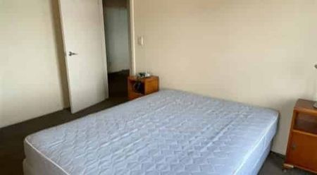 One bedroom fully furnished apartment in CBD - Photo 2