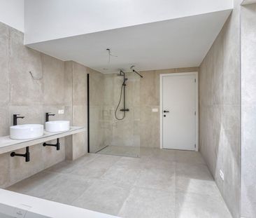 Villa te huur in Rhode-Saint-Genèse - Photo 5