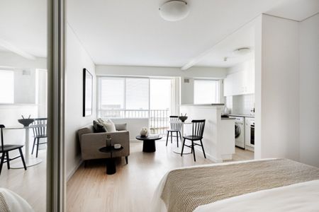 3 / 8 Wylde Street - Photo 3