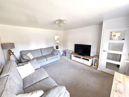 3 bedroom link detached house to rent - Photo 2