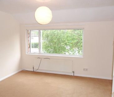 2 bedroom end of terrace house to rent - Photo 1