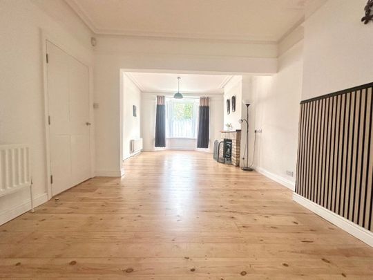 Cambridge CB5 - Photo 1