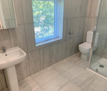 North Cliff Street, Preston - Photo 4