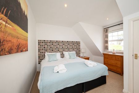 3 Queens Court, AB31 4GD, Banchory - Photo 5