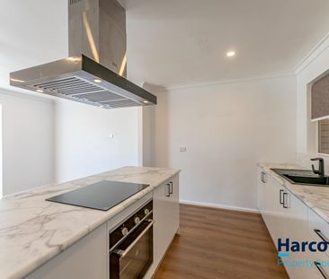 FAMILY HOME ON LARGE BLOCK - Photo 6