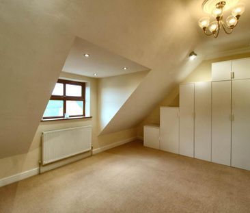 3 bedroom flat to rent - Photo 1