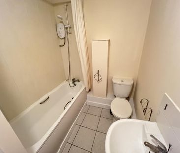 6 bedroom flat to rent - Photo 6