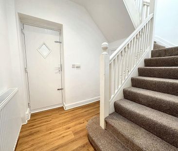 2 bedroom semi-detached house to rent - Photo 2