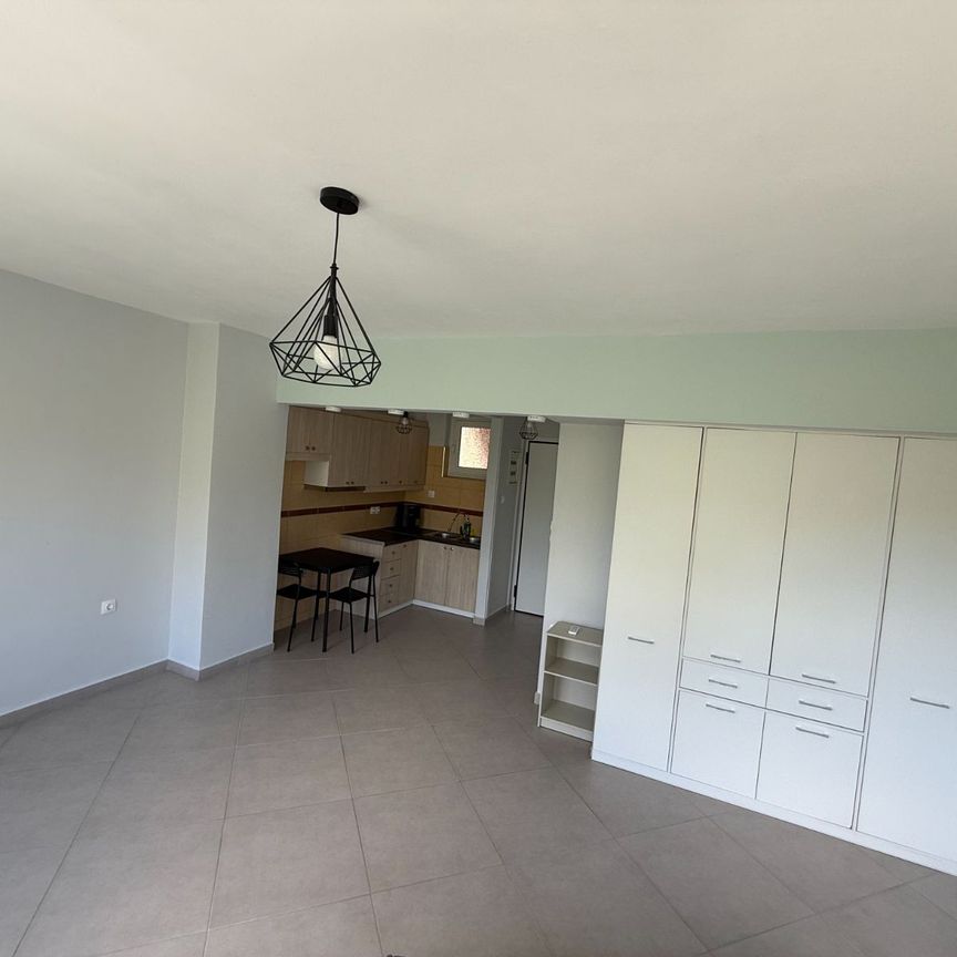 Studio/Γκαρσονιέρα για ενοικίαση - Νέος Κόσμος, - Photo 1