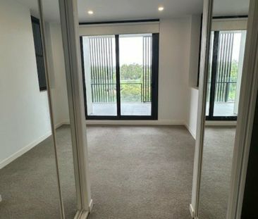 304/10 Aviators Way, Penrith NSW - Photo 3
