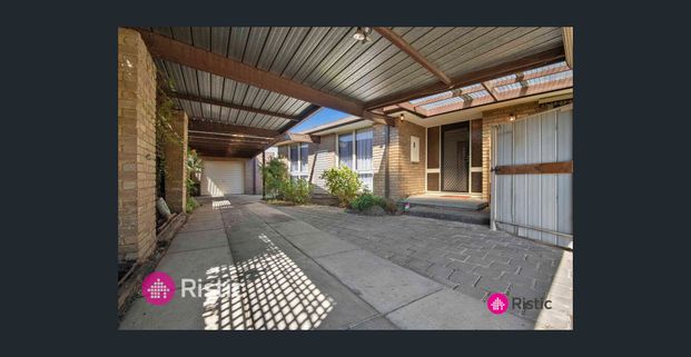 Perfectly Located 3 Bedroom Home - Photo 1