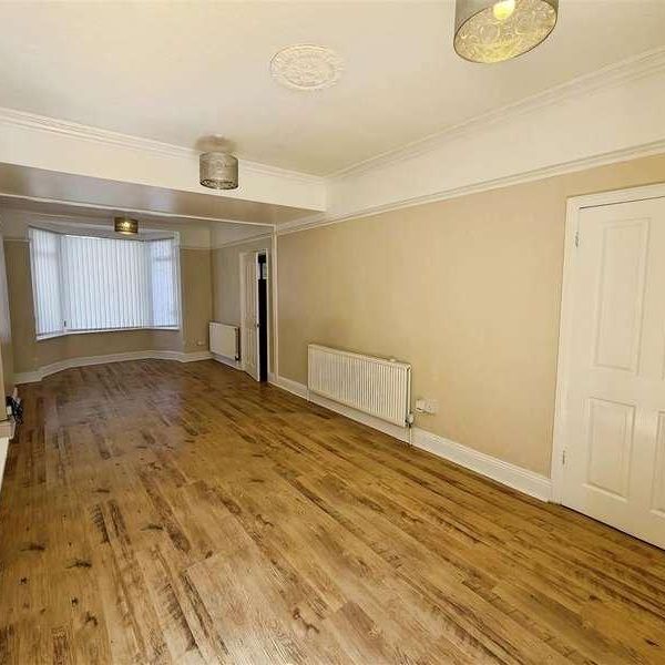 St Peters Avenue, Kettering, NN16 - Photo 1