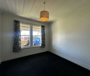 Charming Saint Kilda Rental Awaits You! - Photo 3