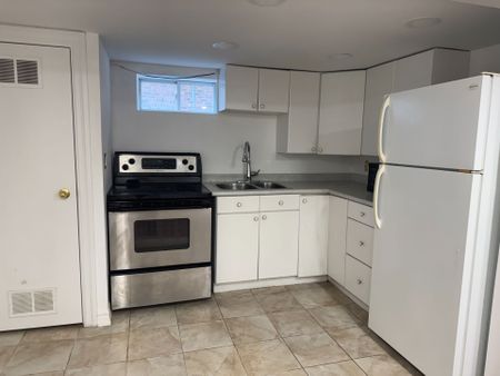 For Lease - 47 Anndale Drive Unit# Bsmt, Toronto, Ontario - Photo 5