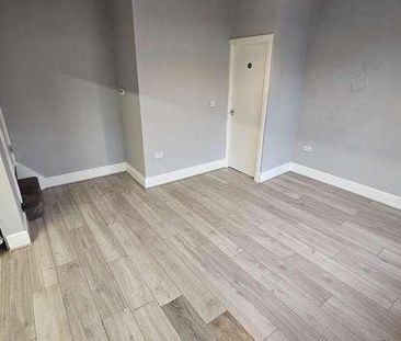 Brown Hill Avenue, Leeds, LS9 - Photo 2