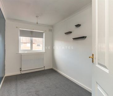 Perth Gardens, Wallsend, Tyne and Wear - Photo 3