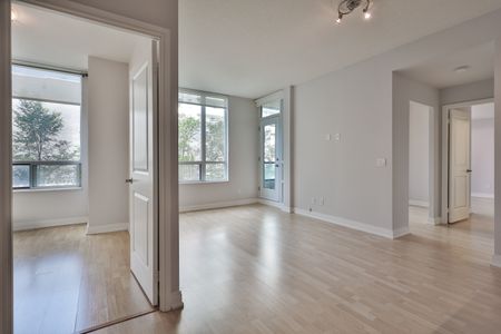 2 Bedrooms + Den Large - Photo 2