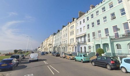 2 bedroom flat to rent - Photo 5