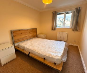2 Bed, Flat - Photo 3