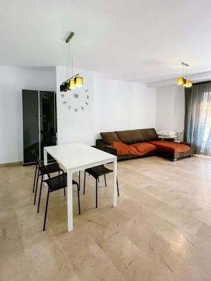 Carrer de les Illes Canàries, Valencia, Valencian Community 46023 - Foto 1