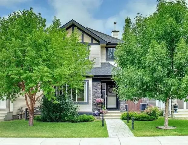 Detached house with double garage at 6 Cranberry Place SE Calgary | 6 Cranberry Place Southeast, Calgary - Photo 1