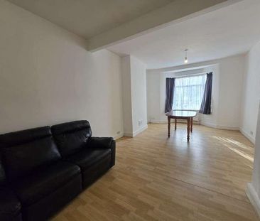 Green Street, Enfield, EN3 - Photo 3