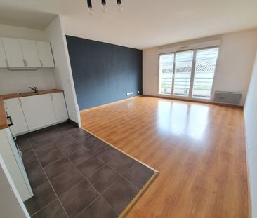 Location Appartement 2 pièces 53m² LILLE 59000 - Photo 1