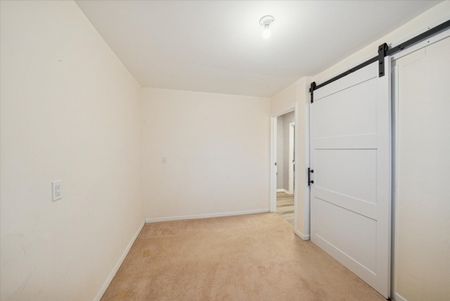 For Lease - 116A High Street, Georgina, Ontario - Photo 2