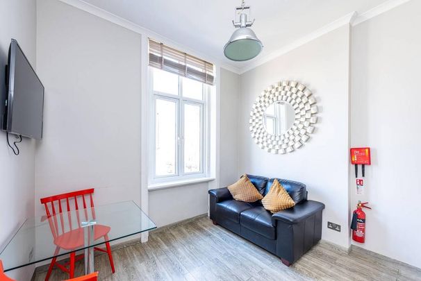1 bedroom flat to rent - Photo 1