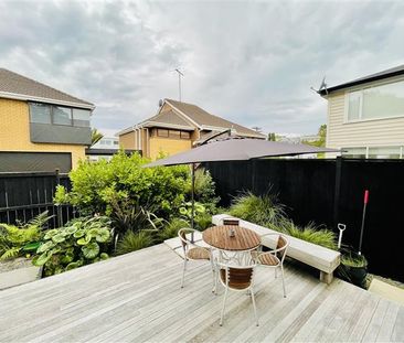 ST HELIERS - 4 BEDROOM MODERN TOWNHOUSE - Photo 4