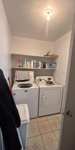 À Laval, un grand 4 1/2 à louer, disponible immédiatement - Photo 4