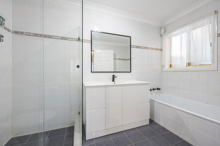 17 Yelverton Street, Sydenham NSW 2044 - House For Rent | Domain - Photo 5