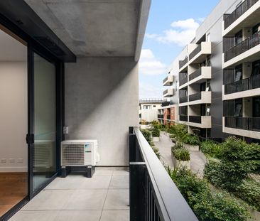 Stylish 1-Bedroom Apartment in Village Avenue, Brunswick East - Photo 5