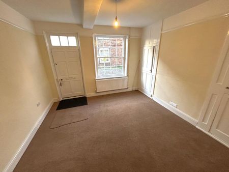 2 bedroom terraced house to rent - Photo 2