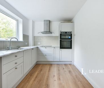 3 bedroom house to rent Brian Avenue, Droylsden, M43 - Photo 6